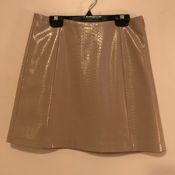 Babaton Faux Leather Snake Skin Skirt in cream color Beige. Only worn once. - Picture 2 of 4